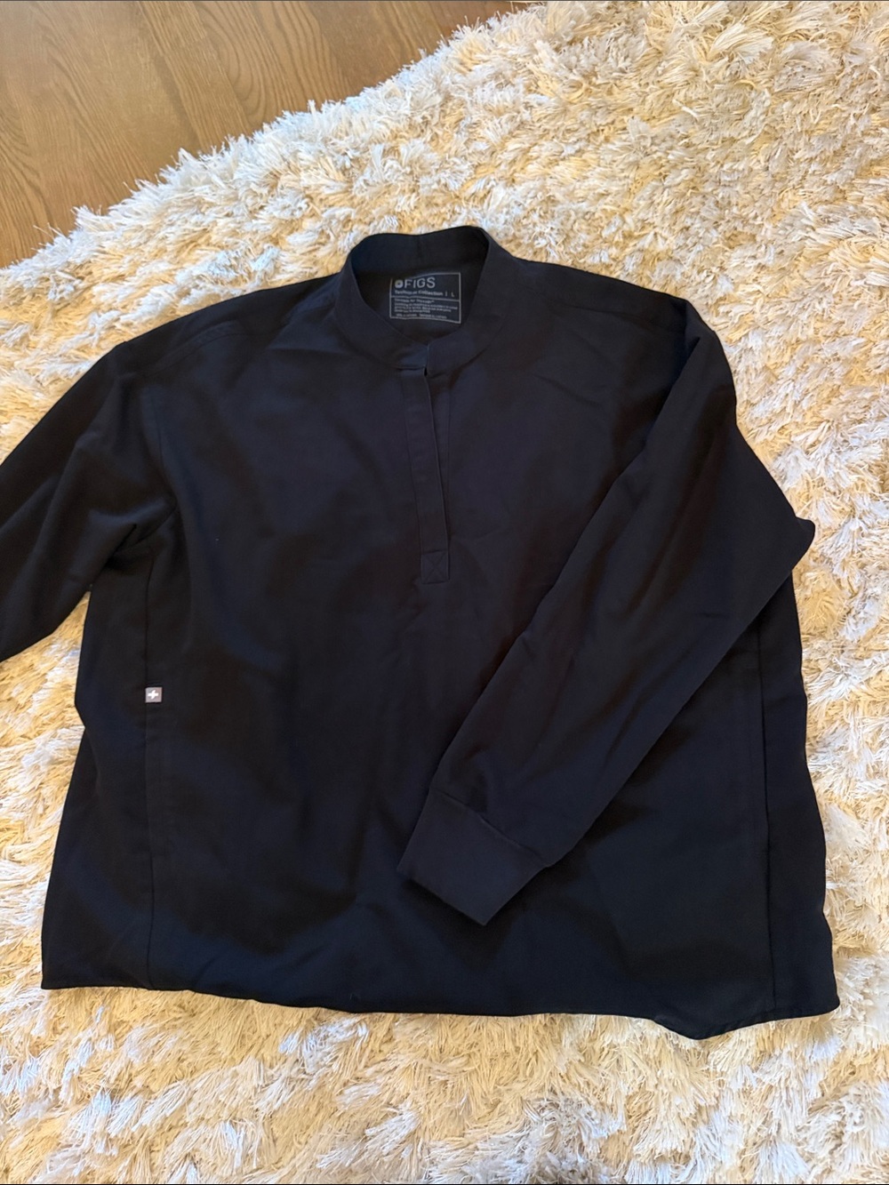 Figs Black Lightweight Scrub Top